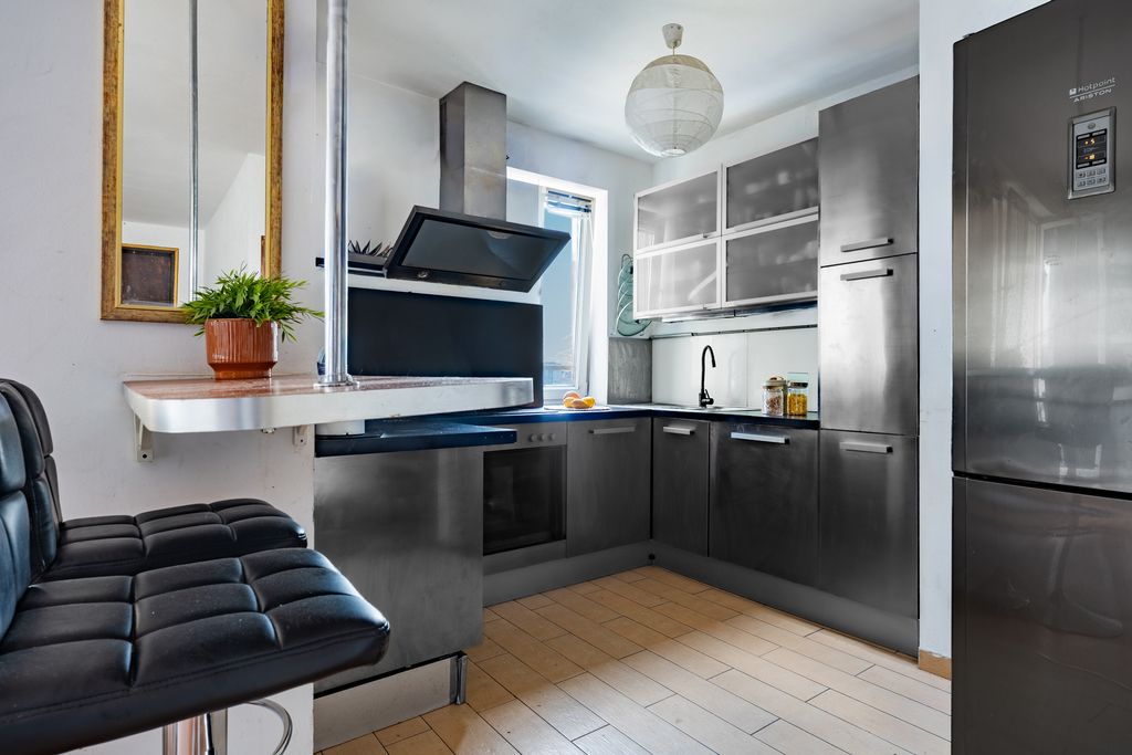 Apartamento - 4 habitaciones - 83 m² - ascensor - c/ Ostrobramska Varsovia Praga-Południe