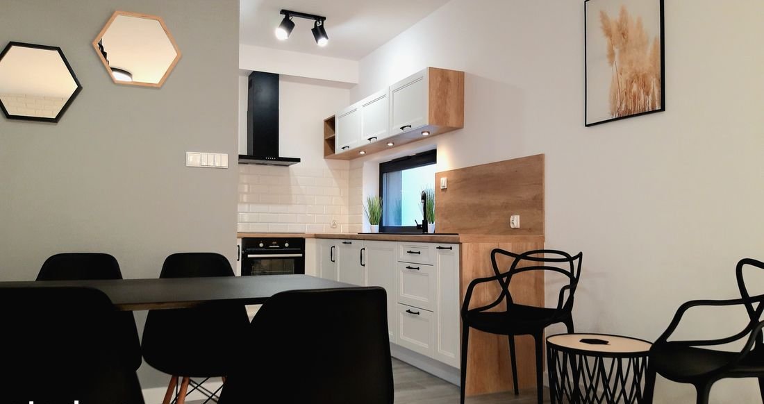 Dom zur Miete in Wrocław, 3 Zimmer, 85 m², Park Złotnicki