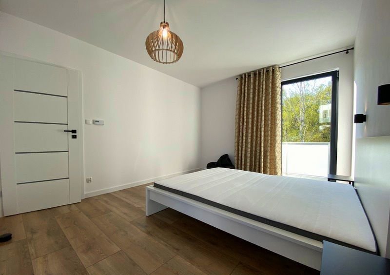 Dom zur Miete in Wrocław, 3 Zimmer, 85 m², Park Złotnicki