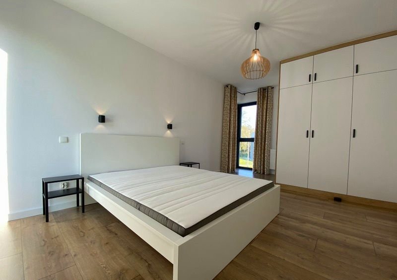 Dom zur Miete in Wrocław, 3 Zimmer, 85 m², Park Złotnicki