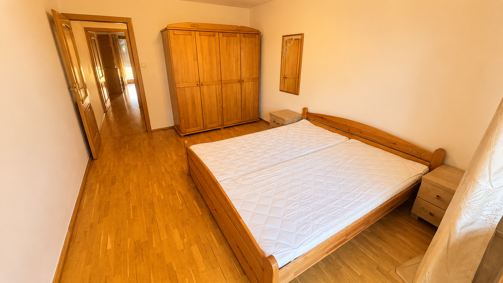 Dom na wynajem Krzyki 5 pokoi 250 m²