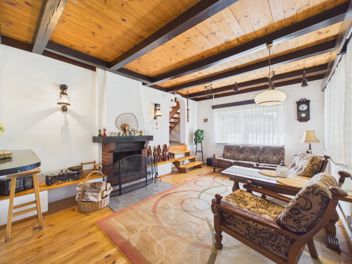 Будинок - 4 кімнати - 107 м² - вул. Лещинова Руда