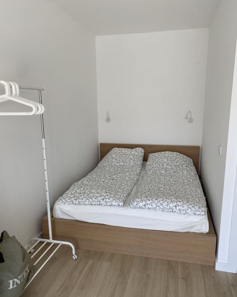 Spacious 2-Room Flat for Rent in Śródmieście, 53 m²
