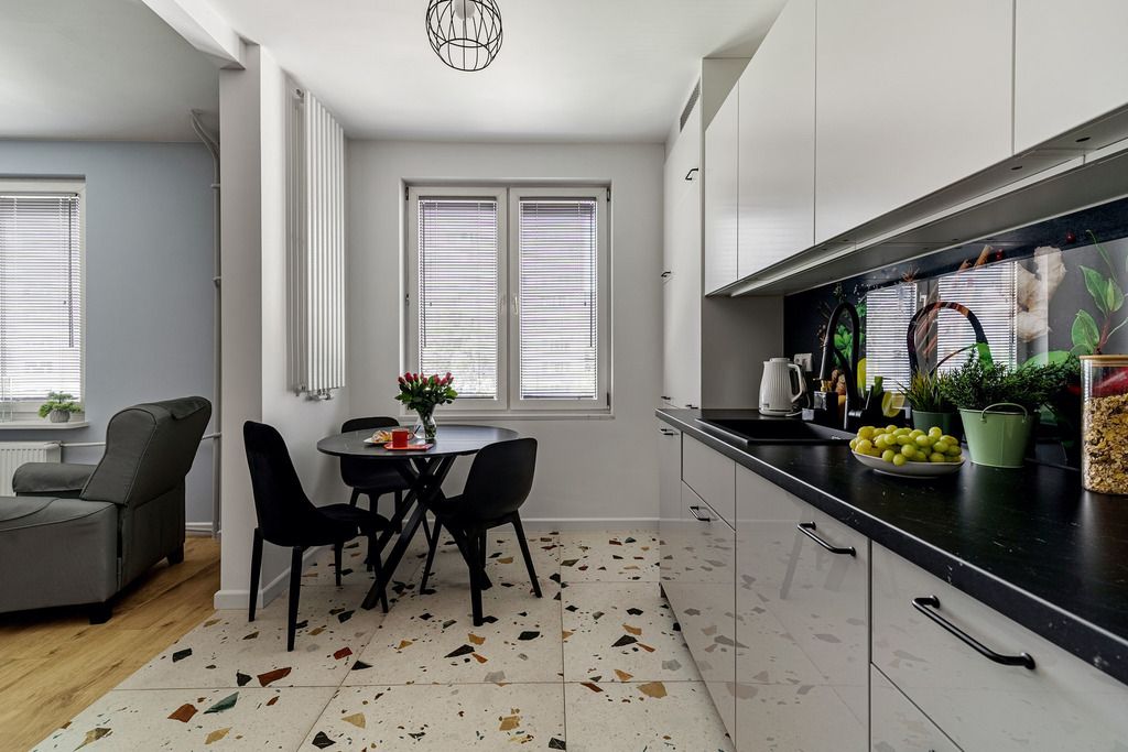 아파트 - 1룸 - 37 m² - ul. Emilii Plater Warszawa Śródmieście Północne