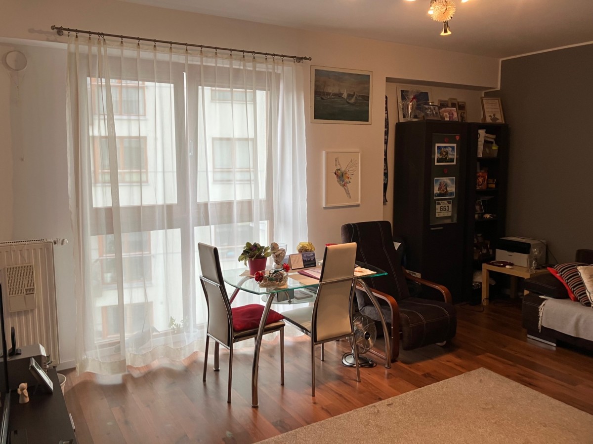 Piso en venta, 1 habitación — Aleja Wyścigowa, Warszawa