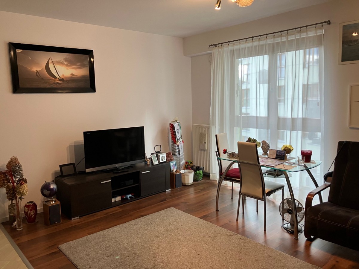 Piso en venta, 1 habitación — Aleja Wyścigowa, Warszawa