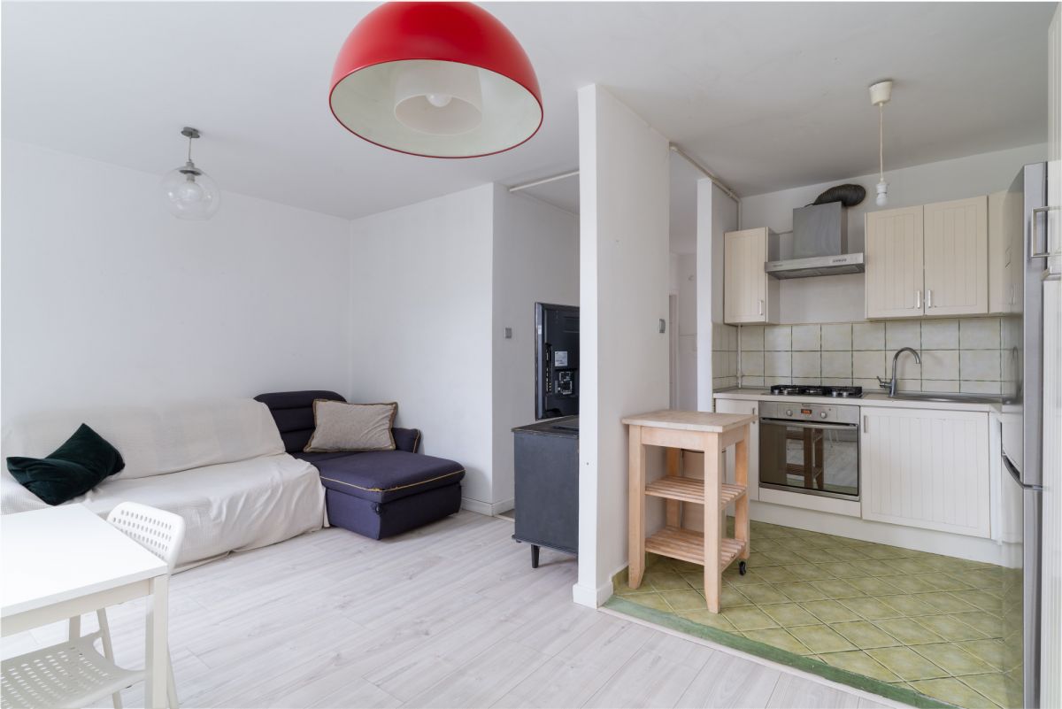 Квартира - 3 кімнати - 47 м² - вул. Ельблонська Варшава Жолібіж