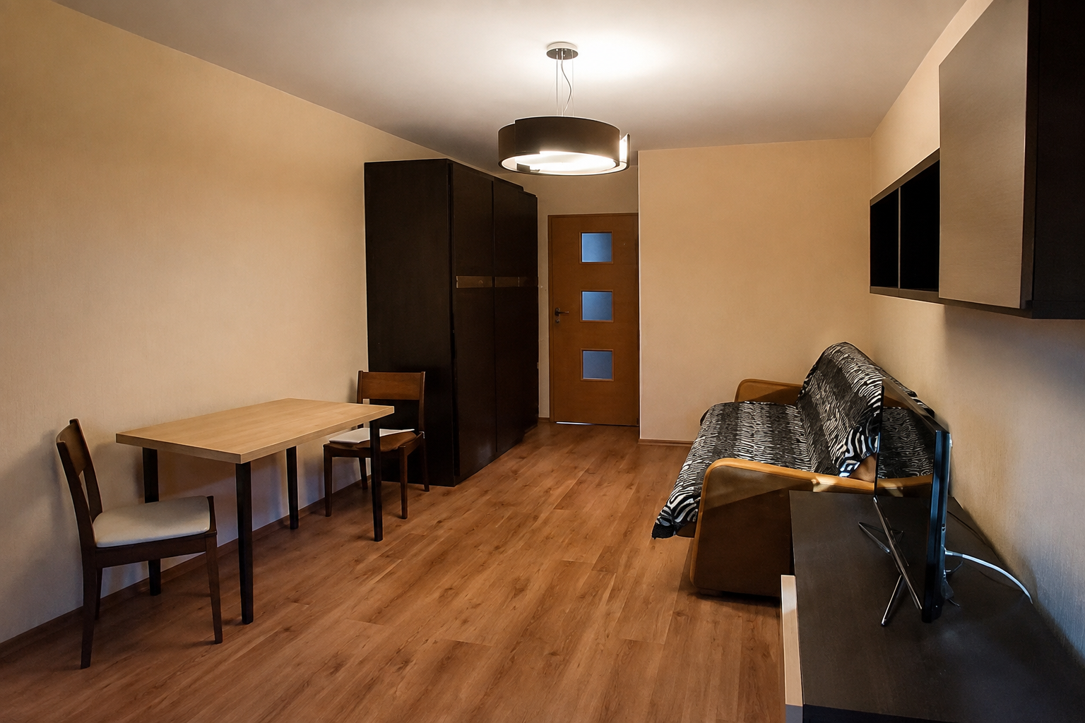 Mieszkanie 3-pokoje, 54m² Popowice