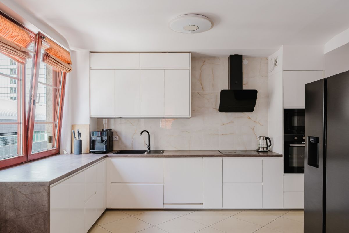 Wohnung zu verkaufen, 4 Zimmer, 113 m² — Wola, Warszawa
